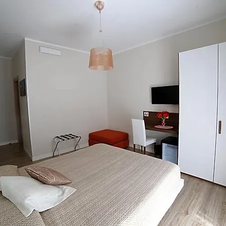 Coast Couette-café 4*